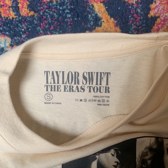 Taylor Swift Era’s Tour T-Shirt!! - Picture 2 of 3